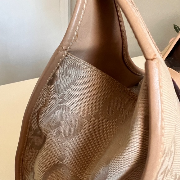 Gucci Vintage Large Logo Monogram Jackie Shoulder Hobo Bag in Beige Cream - Picture 12 of 16
